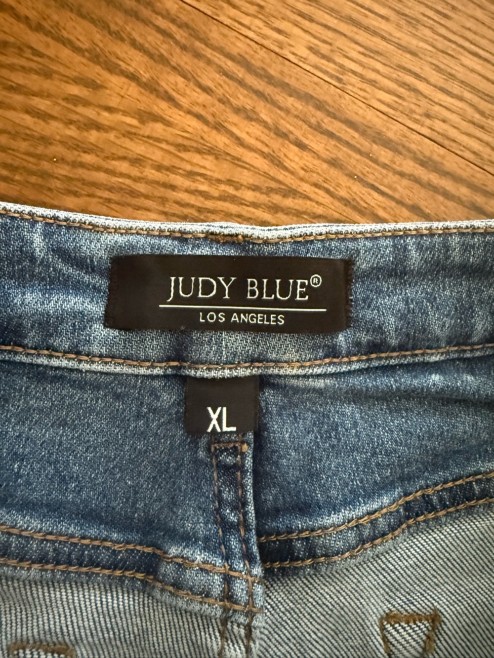Judy Blue Faded Blue Rolled-Hem Denim Shorts - Picture 3 of 5